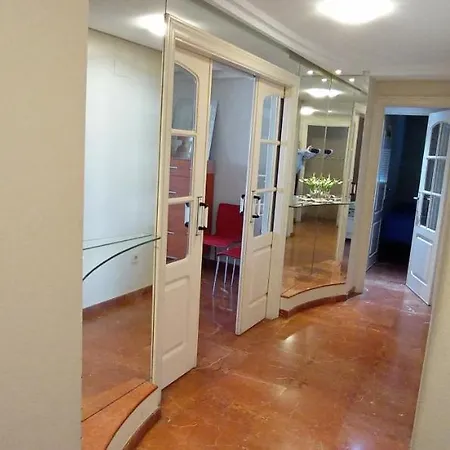 Alteanos, Centrico Y Confortable, Soleado, Con Piscina Y Jardines, Tenis, Parking Exterior Comunitario, Y La Playa Andando 10 Min * 베니돔