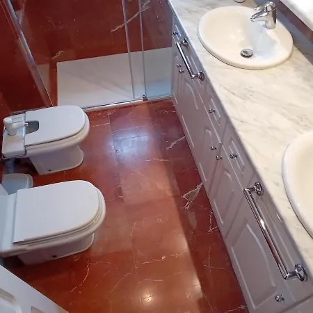 Alteanos, Centrico Y Confortable, Soleado, Con Piscina Y Jardines, Tenis, Parking Exterior Comunitario, Y La Playa Andando 10 Min * 베니돔